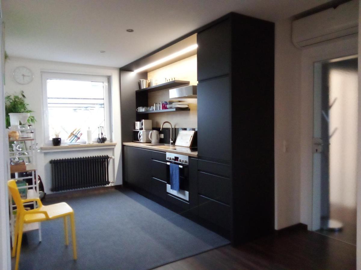 Apartments - Geraeumige 95 Qm Mit Balkon Augsburg Exteriör bild