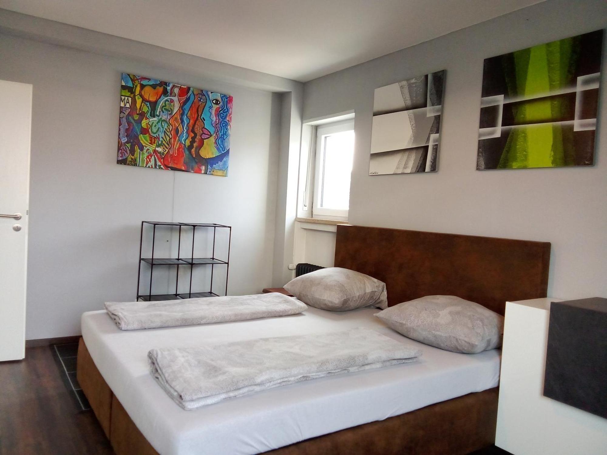Apartments - Geraeumige 95 Qm Mit Balkon Augsburg Exteriör bild