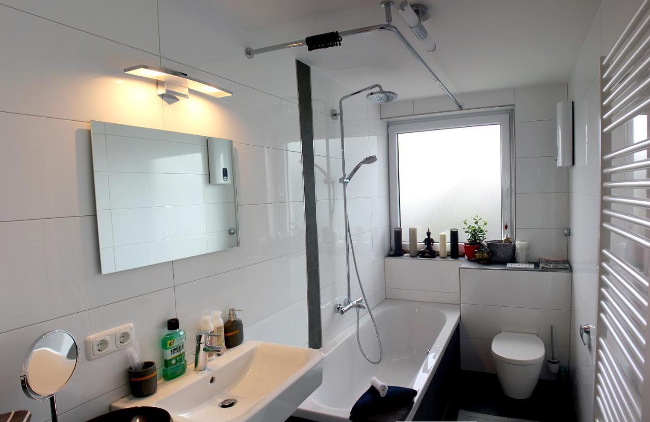 Apartments - Geraeumige 95 Qm Mit Balkon Augsburg Exteriör bild
